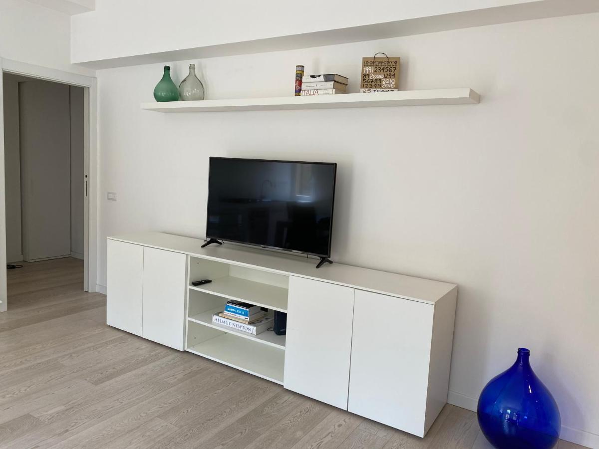 Bright & Spacious Apartment Near Navigli - Ponti Mailand Exterior foto